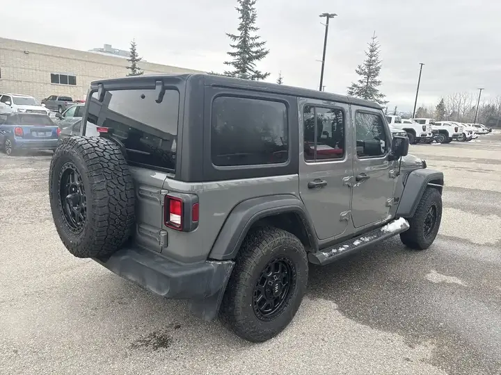 Jeep Wrangler 2023 photo 5