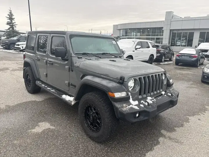 Jeep Wrangler 2023 photo 3