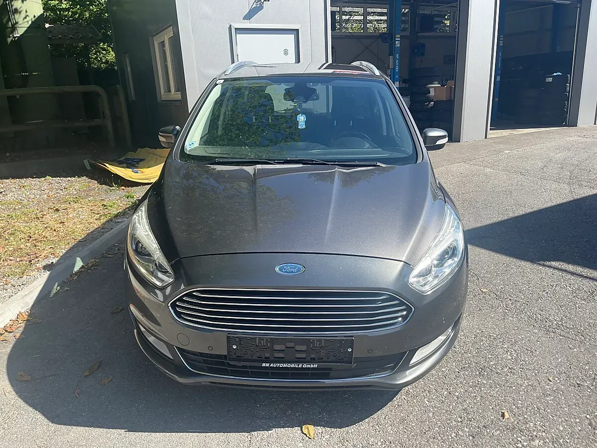 Ford Galaxy 2016 photo 2
