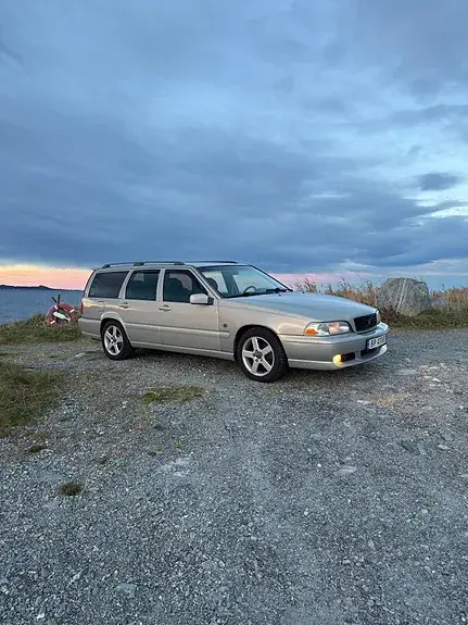 Volvo V70 2000 photo 3