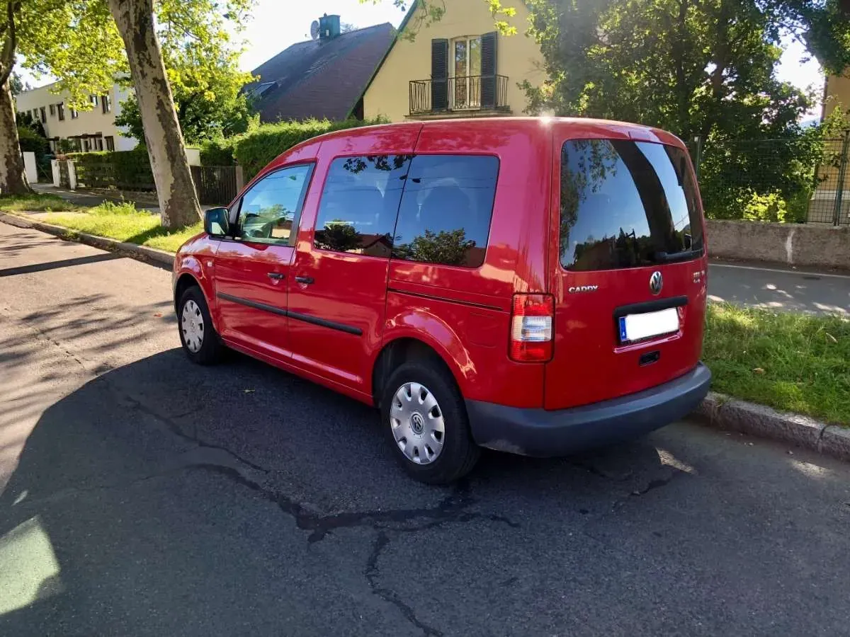 Volkswagen Caddy Life Family 2008 photo 2