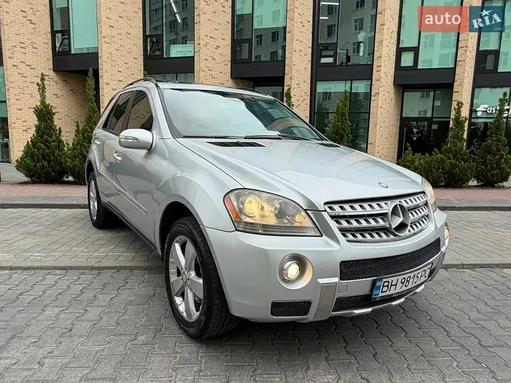 Mercedes-Benz M-Class 2005 photo 3