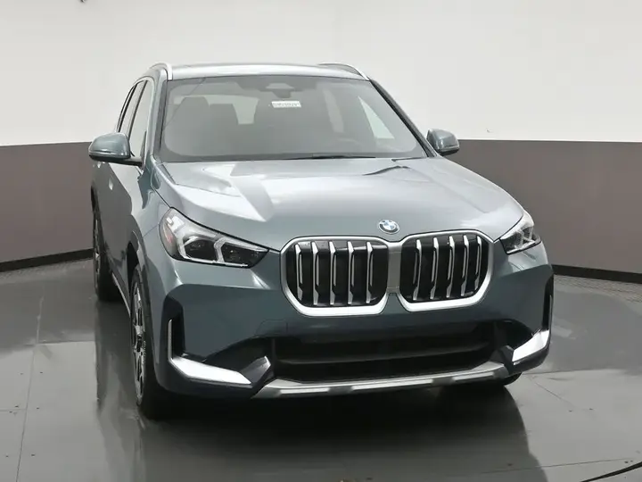 BMW X1 2027 photo 2