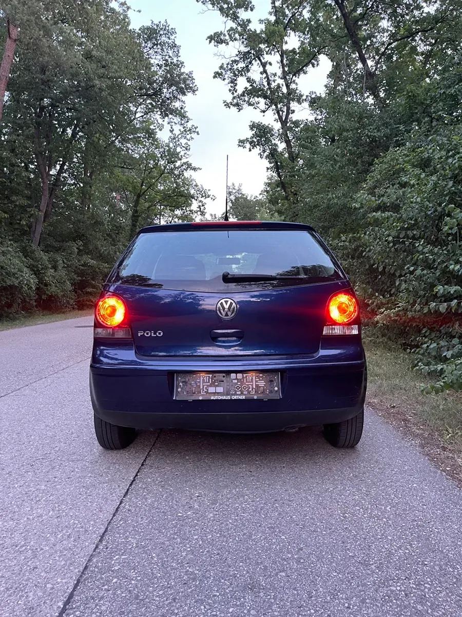 Volkswagen Polo 2009 photo 3