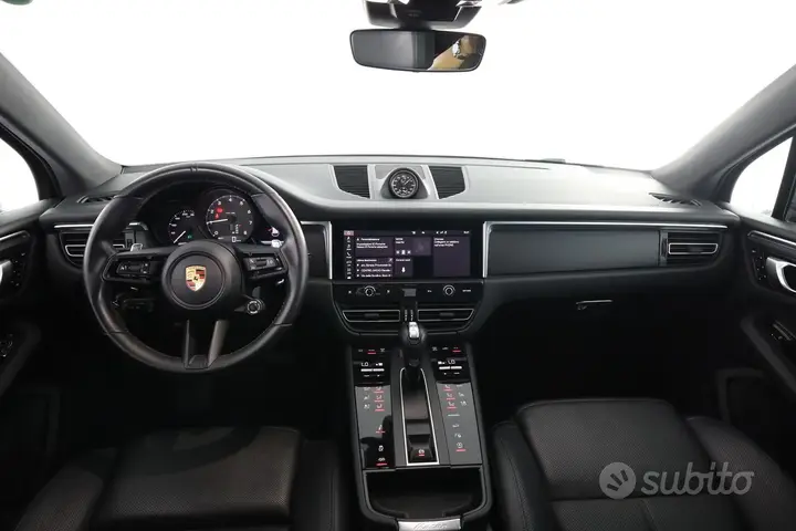 Porsche Macan 2023 photo 4