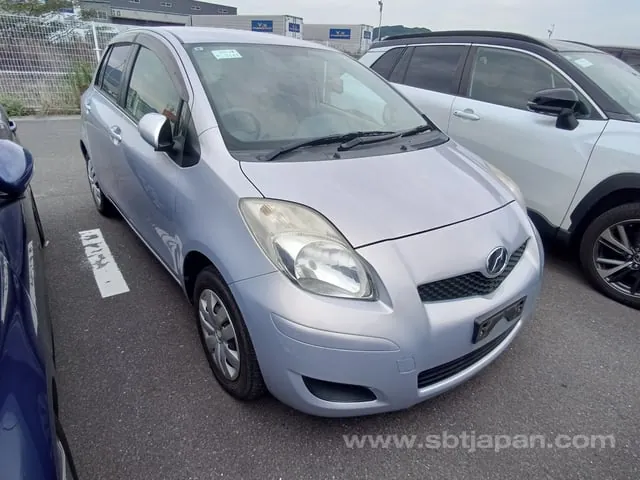 Toyota Vitz F