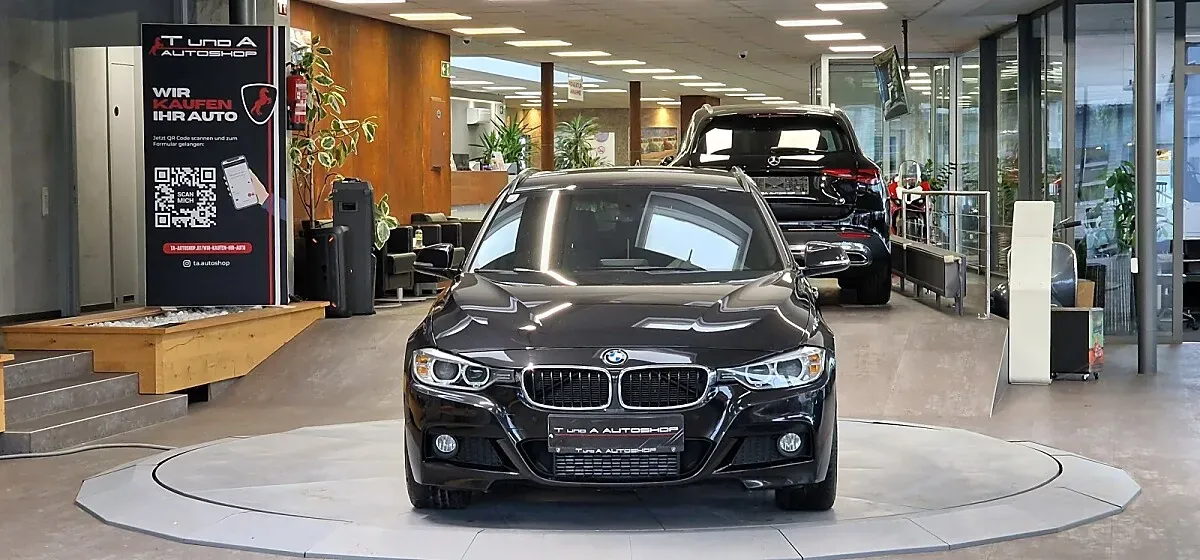 BMW 3 Series 2013 photo 2