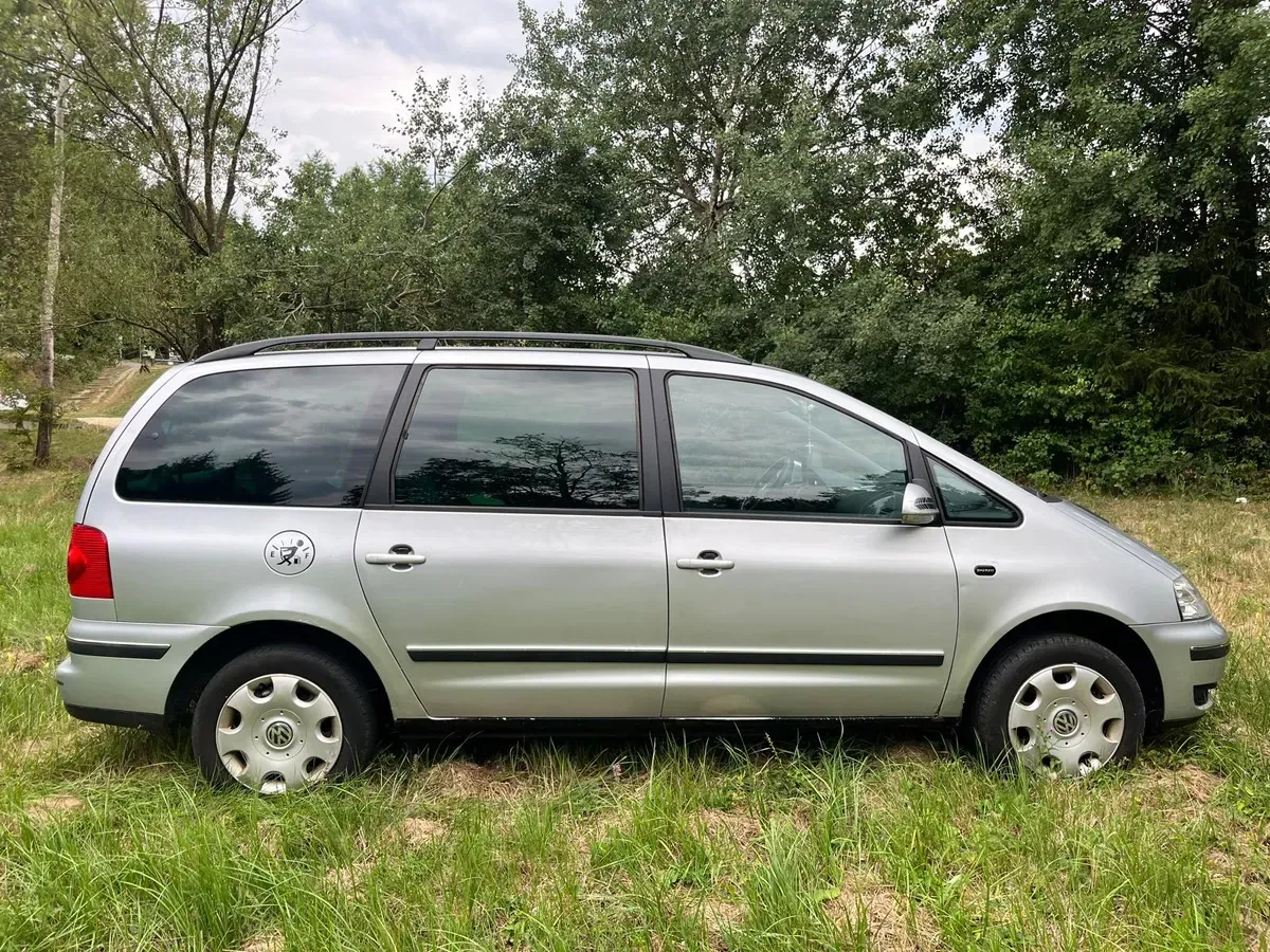 Volkswagen Sharan 2005 photo 2