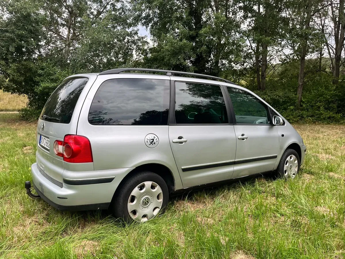 Volkswagen Sharan 2005 photo 3