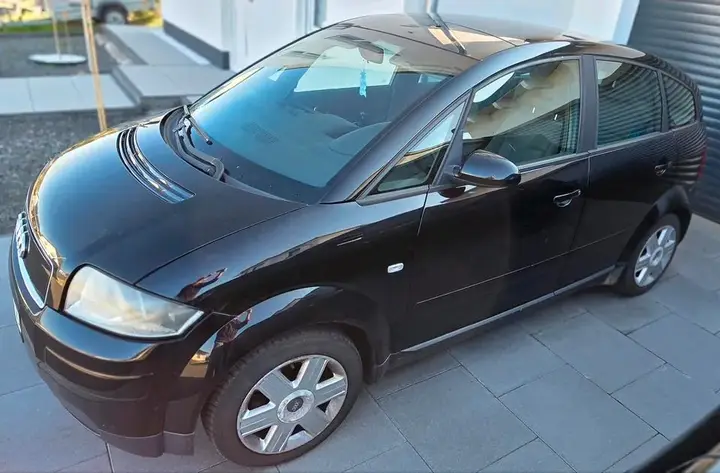 Audi A2
