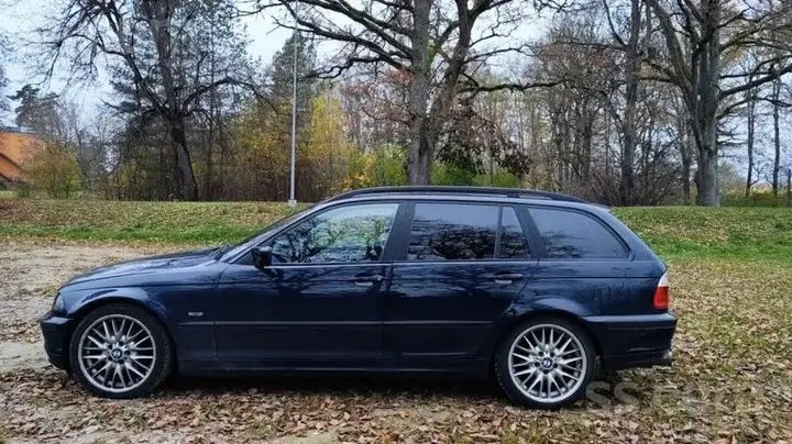 BMW 325I 2000 photo 2