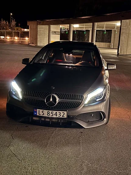Mercedes-Benz A180 2016 photo 3