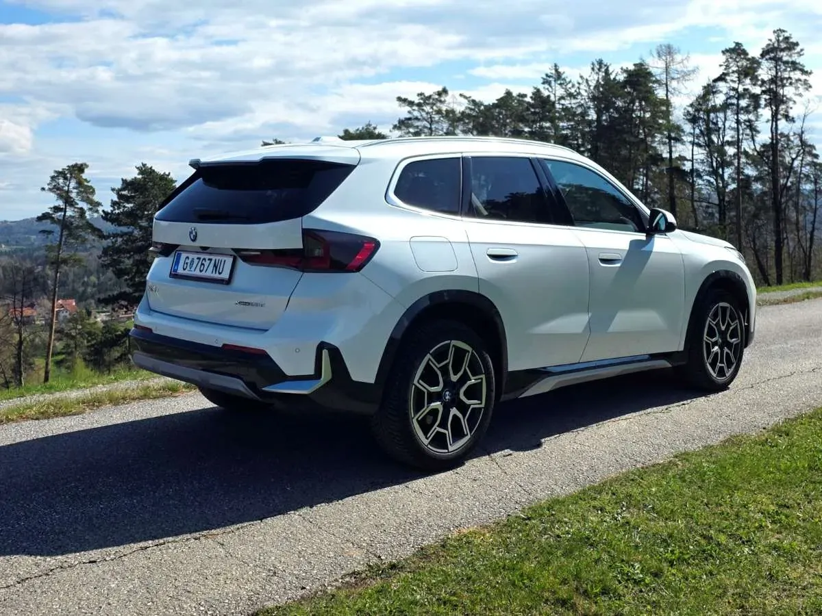 BMW X1 2025 photo 3