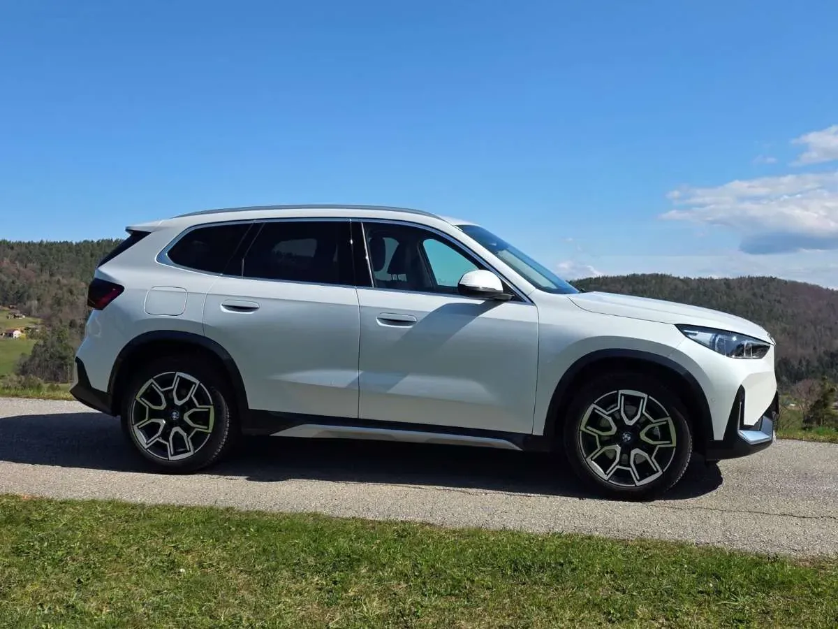 BMW X1 2025 photo 2