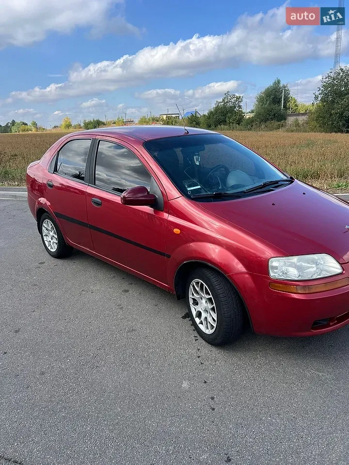 Chevrolet Aveo 2005 photo 2