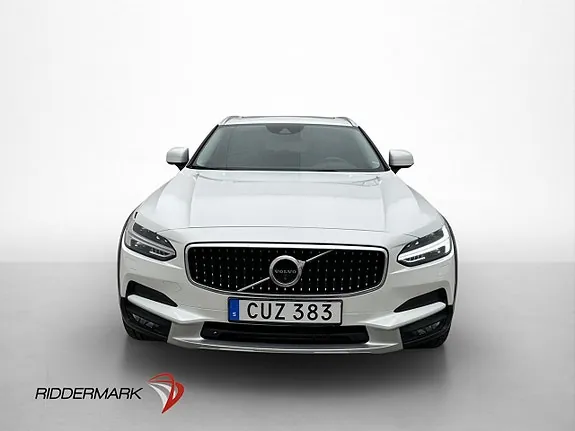 Volvo V90 Cross Country 2017 photo 2