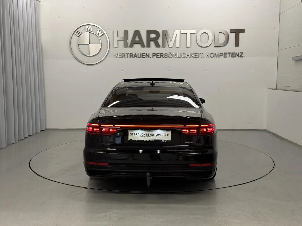 Audi A8 2024 photo 3