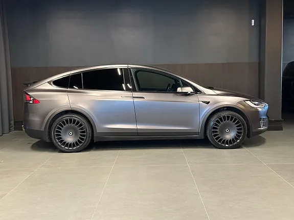 Tesla Model X 2019 photo 4