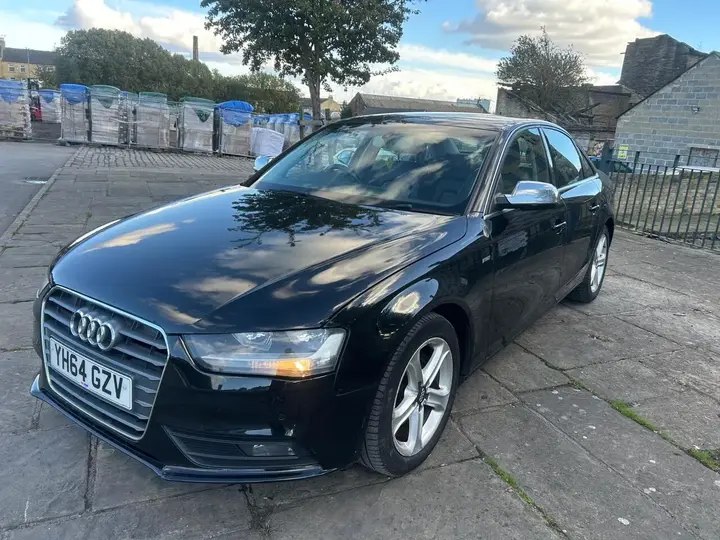 Audi A4 2014 photo 4