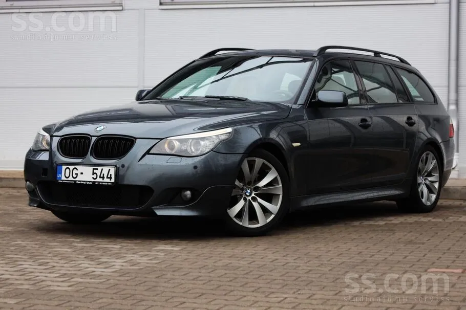 BMW 523