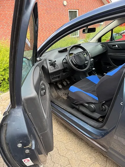 Citroen C4 2006 photo 5