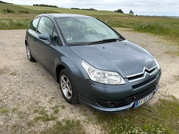 Citroen C4 2006 photo 3