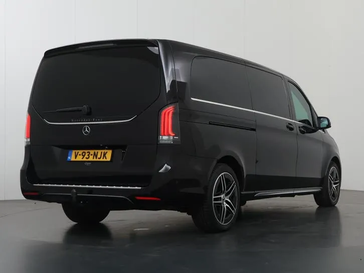 Mercedes-Benz V-Class 2024 photo 2