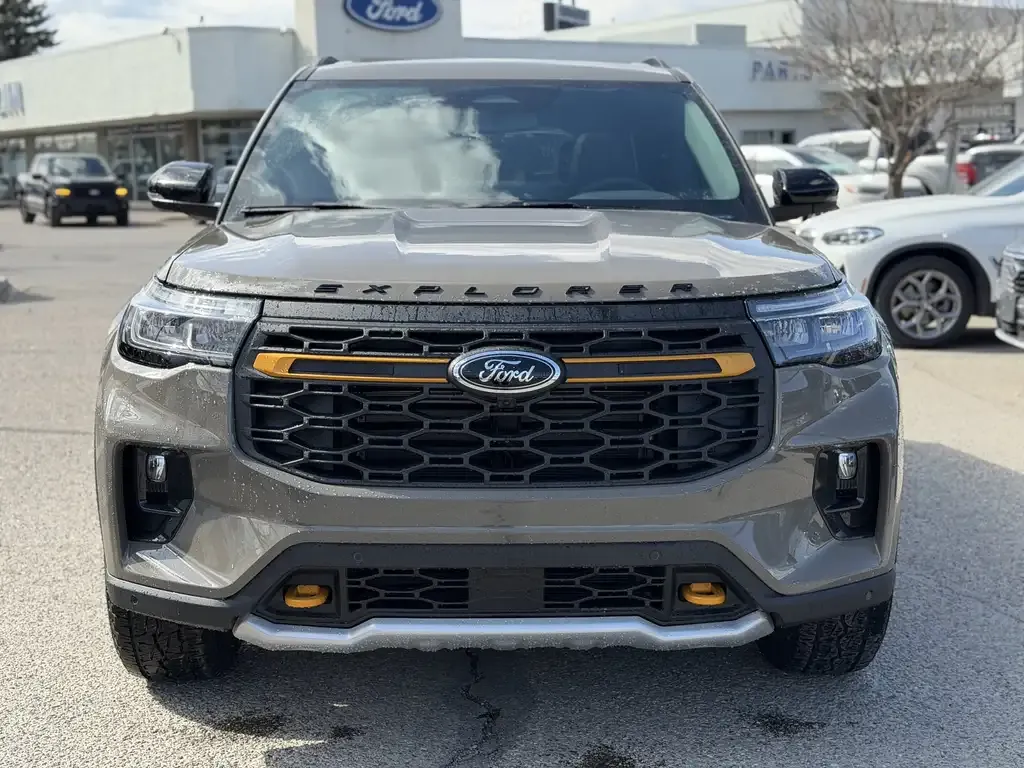 Ford Explorer 2027 photo 4