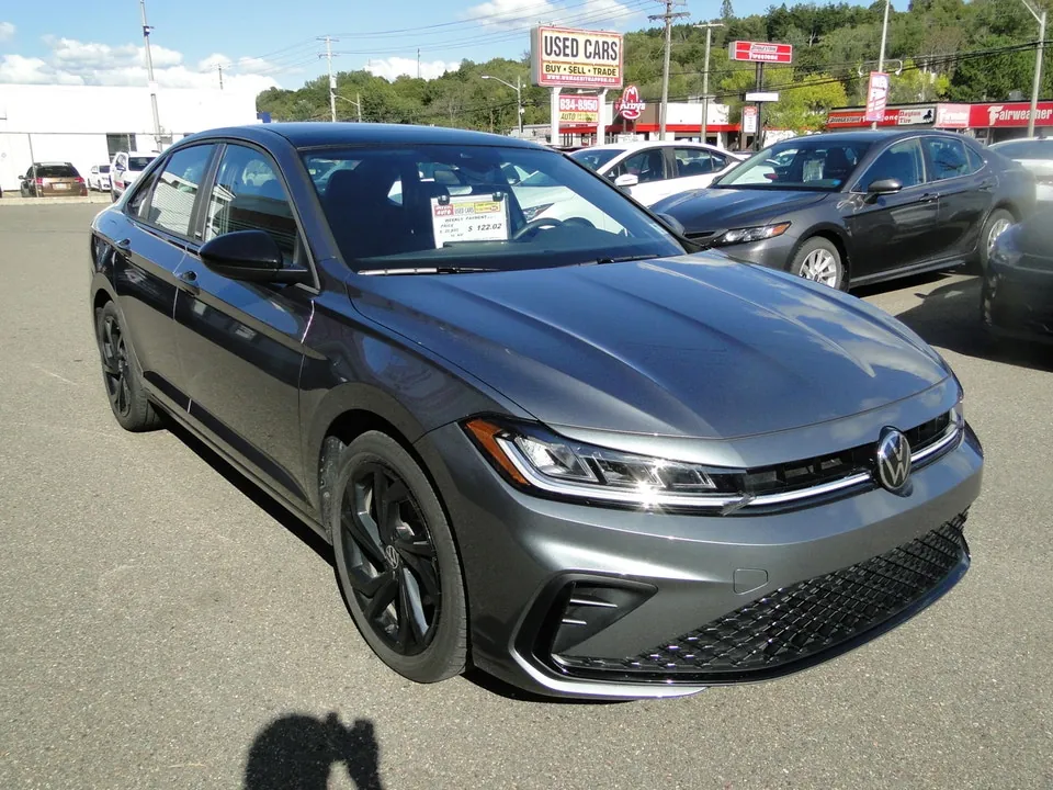 Volkswagen Jetta 2026 photo 3