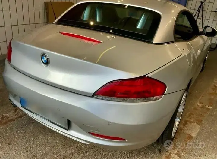 BMW Z4 2010 photo 5