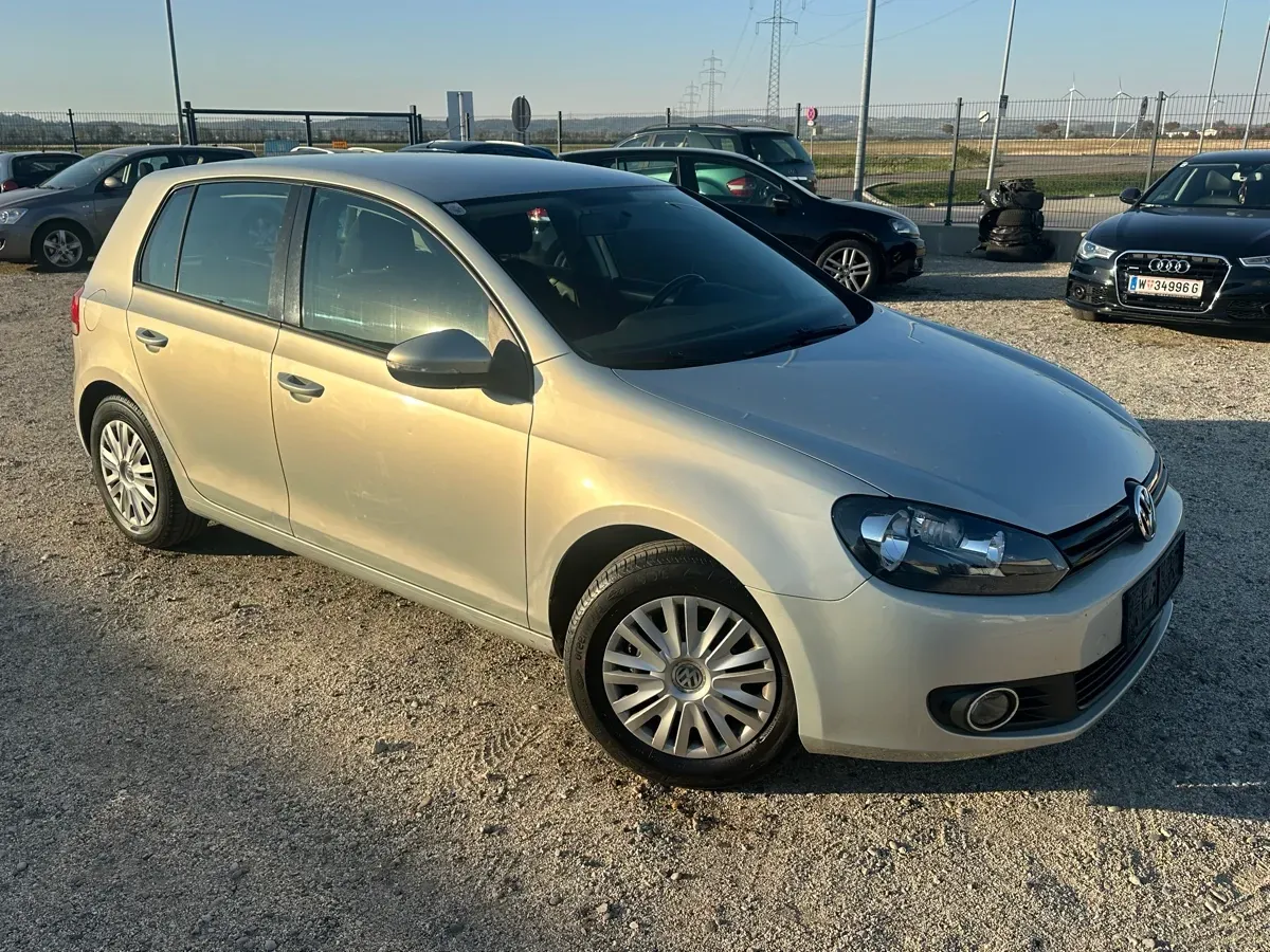 Volkswagen Golf 2009 photo 2
