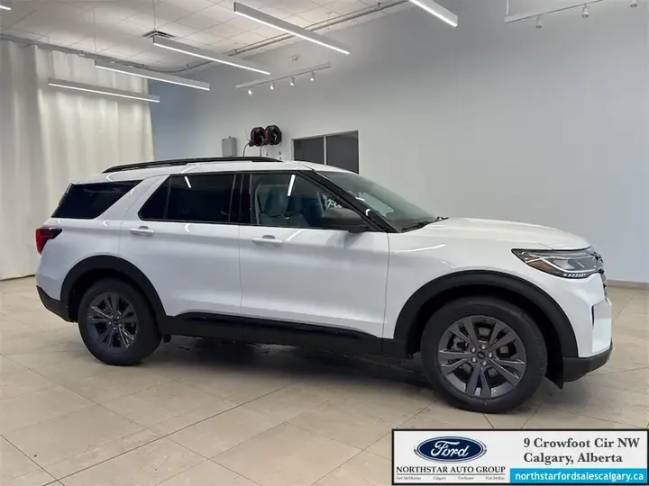 Ford Explorer 2026 photo 5