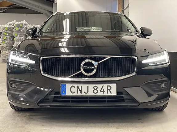 Volvo V60 2021 photo 3