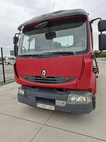Renault Midlum