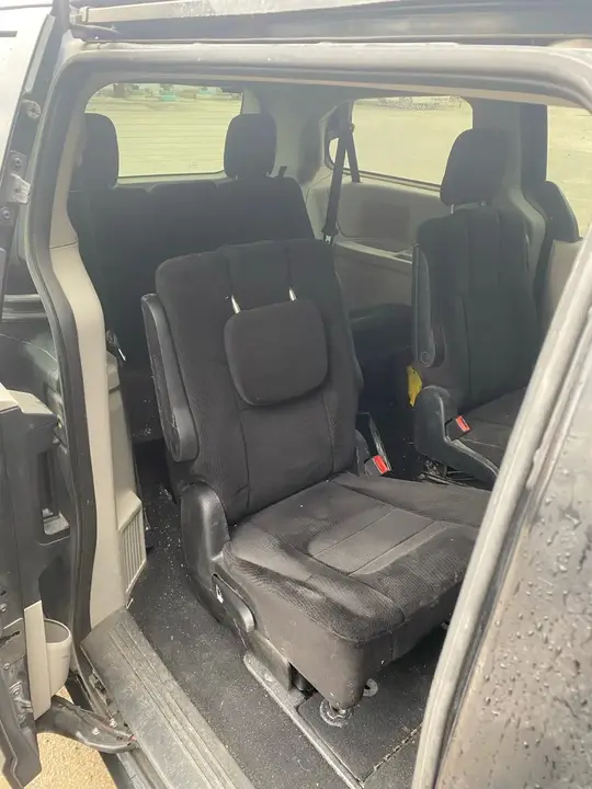 Dodge Grand Caravan 2013 photo 4