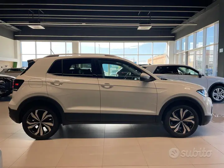 Volkswagen T-Cross 2023 photo 3