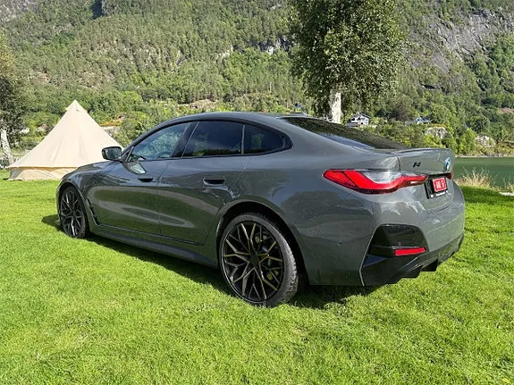 BMW I4 2022 photo 3