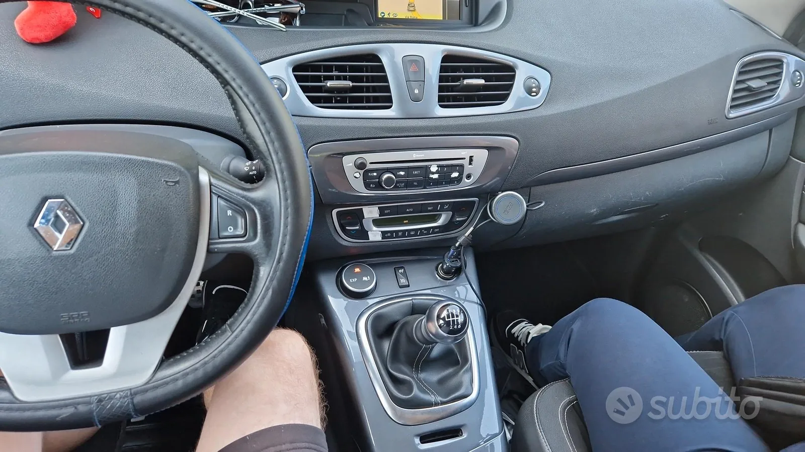 Renault Scenic 2013 photo 5