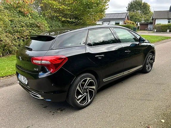 DS Automobiles Ds 5 2016 photo 2