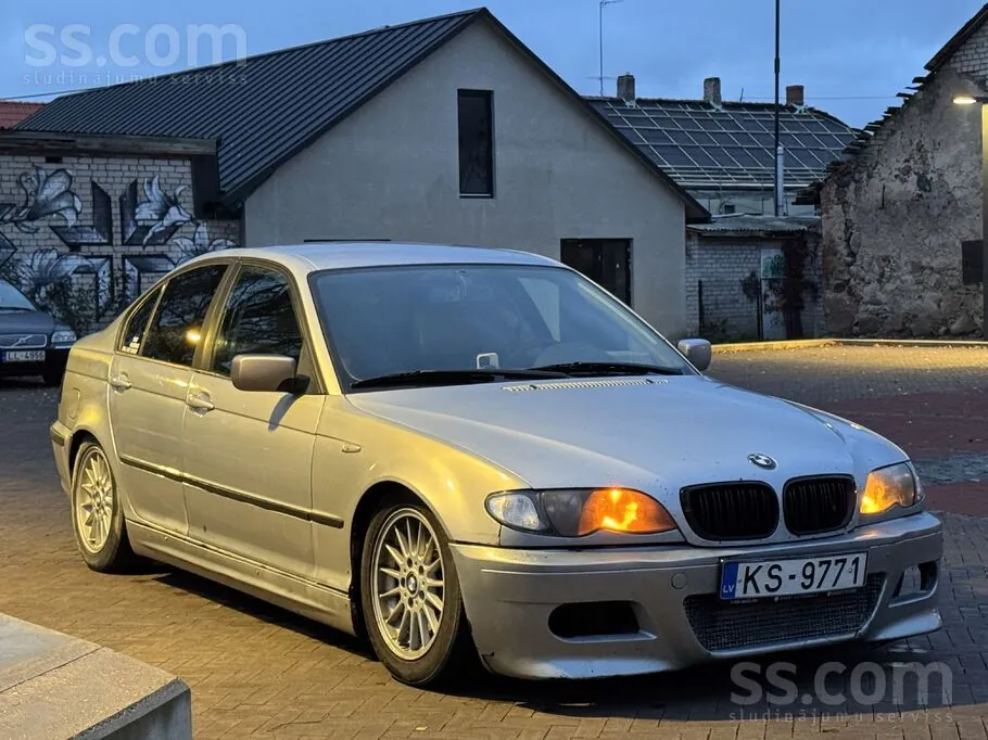 BMW E46 2003 photo 3