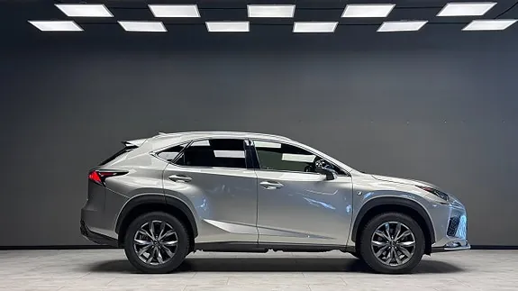 Lexus Nx300H 2018 photo 4
