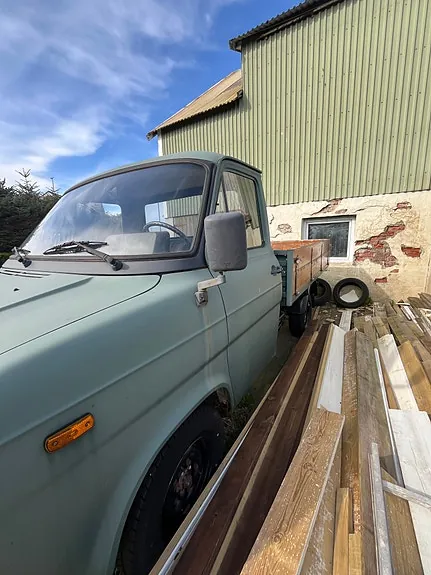 Ford Transit 1981 photo 3