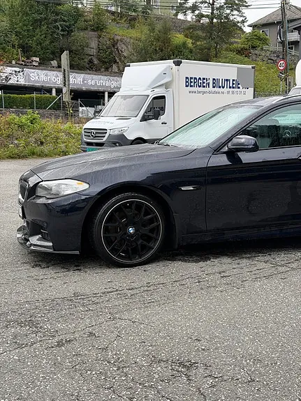 BMW 520D 2011 photo 2