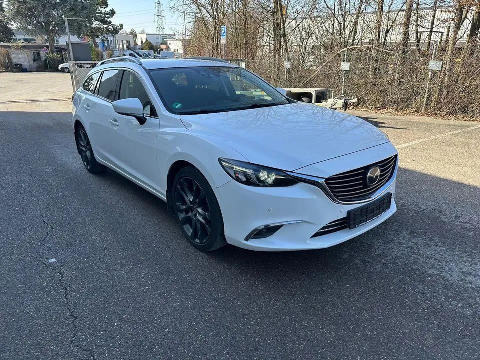 Mazda 6