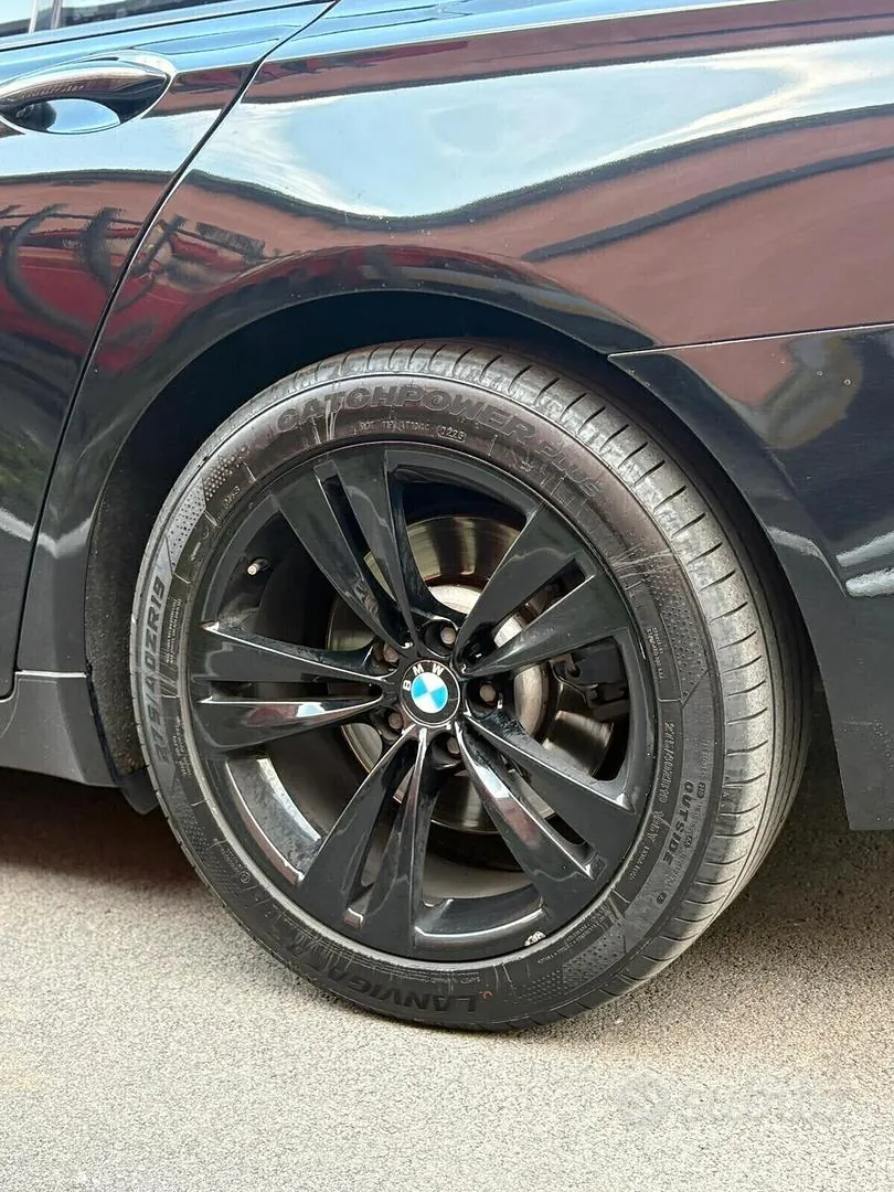 BMW 730D 2009 photo 2