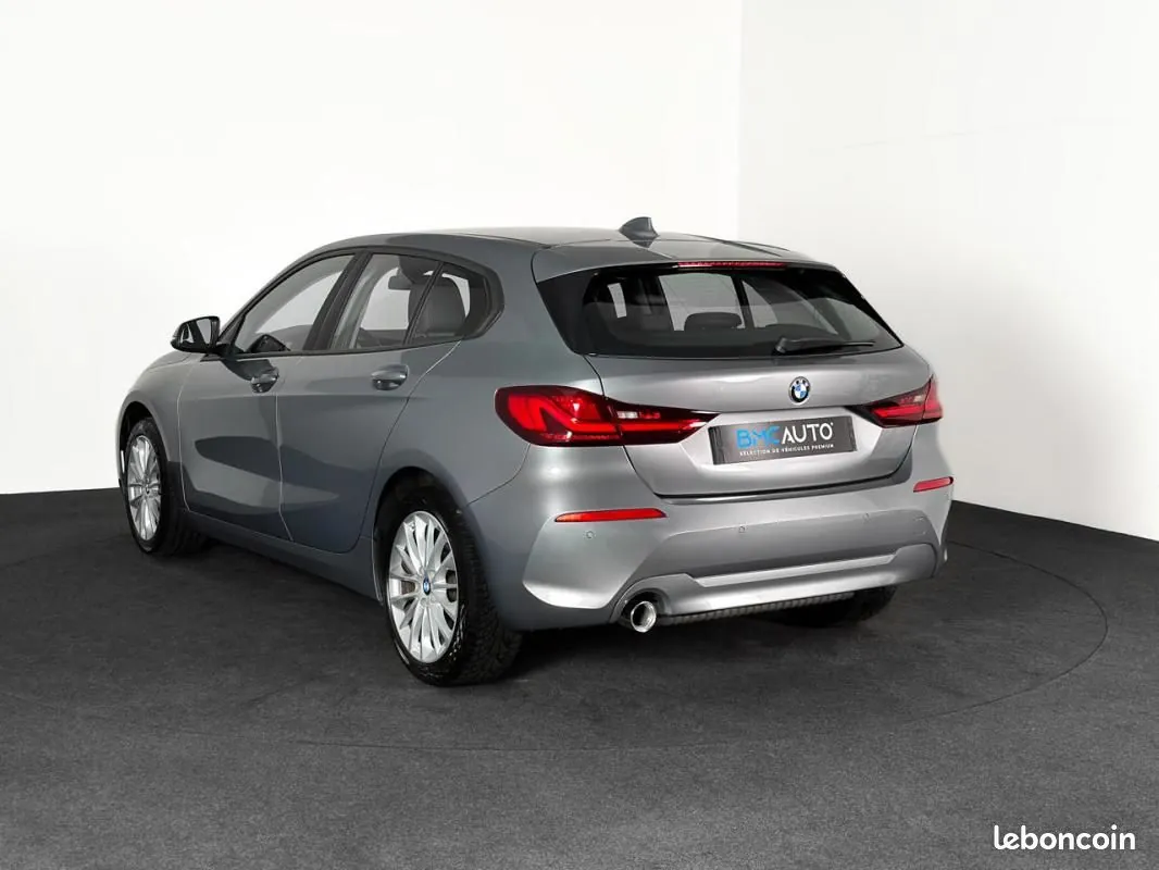 BMW 1 Series 2023 photo 4