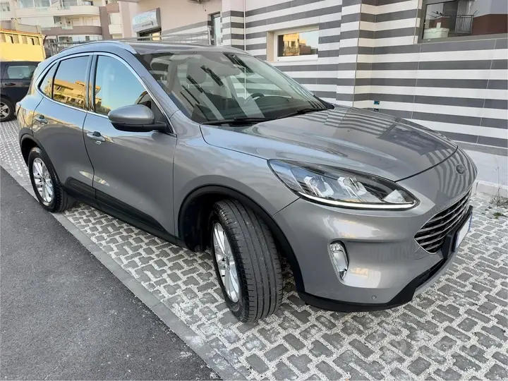 Ford Kuga 2021 photo 3