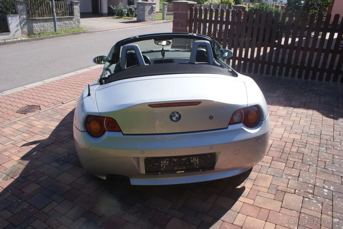 BMW Z4 2004 photo 5