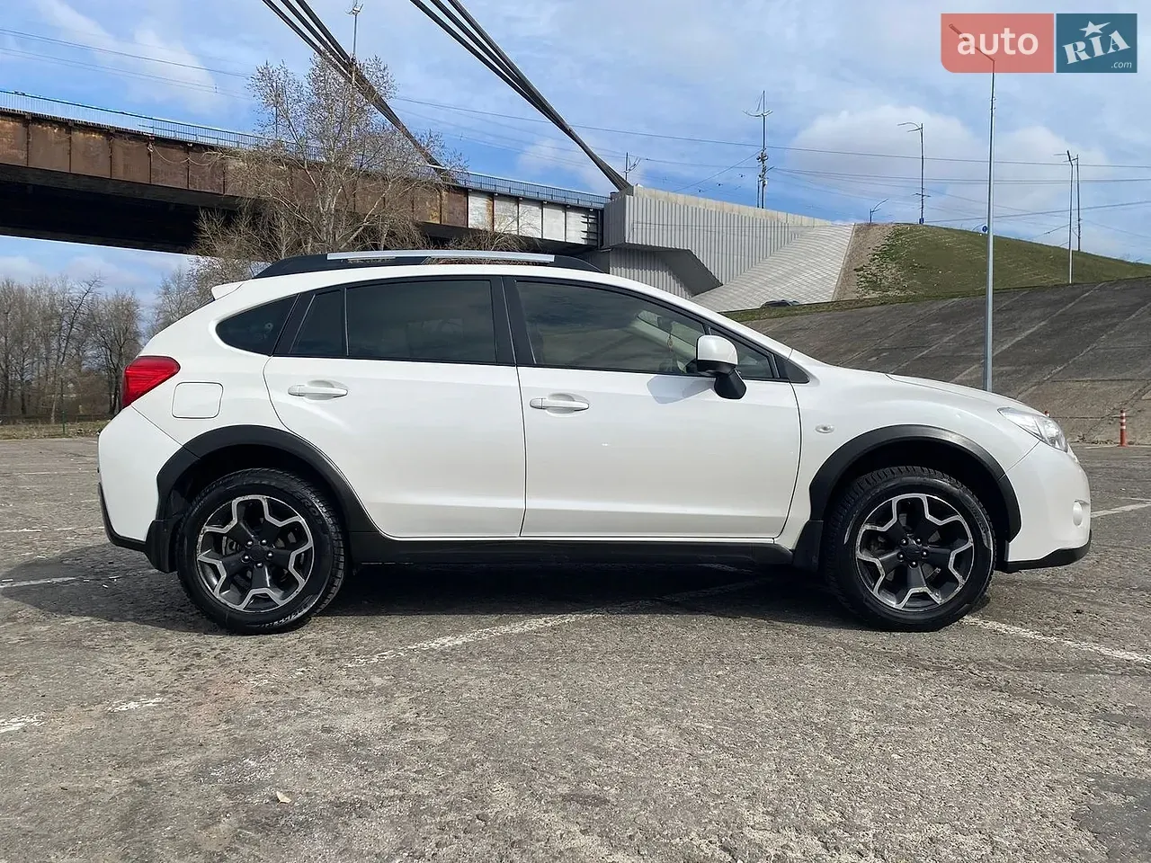 Subaru Xv 2013 photo 4