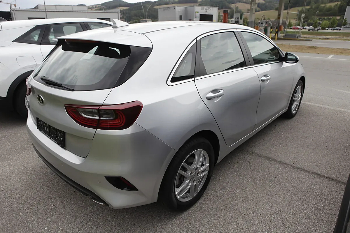 Kia Ceed 2019 photo 3